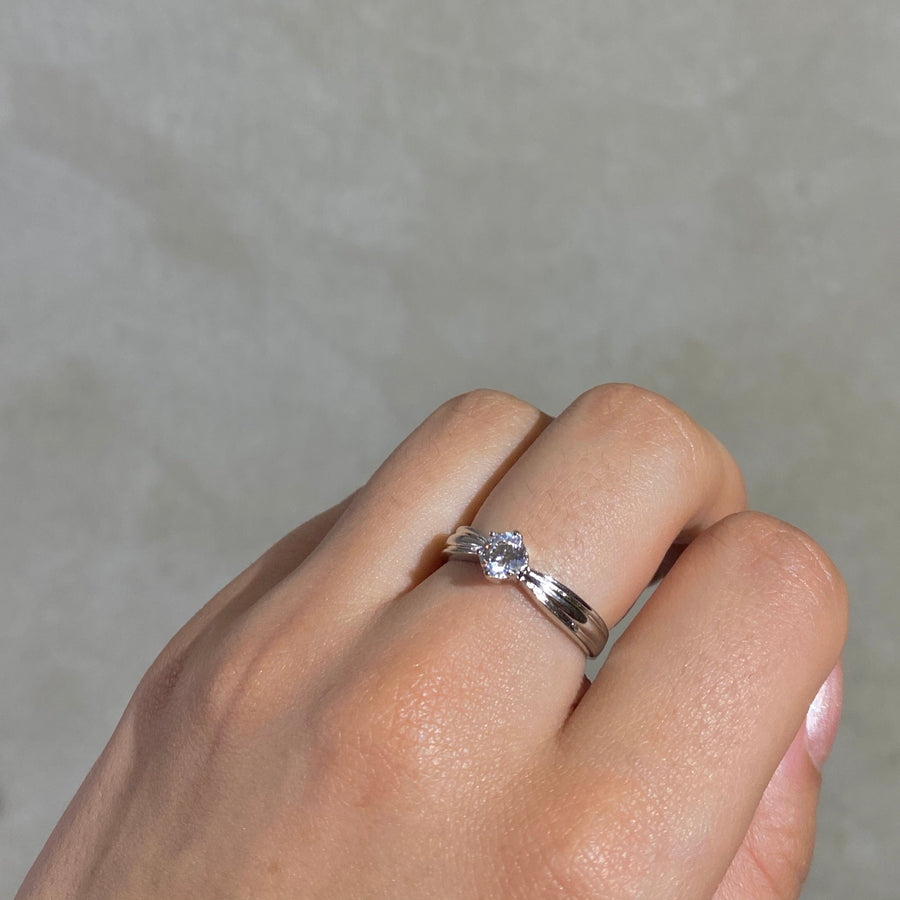 Silver Round Cut Ring